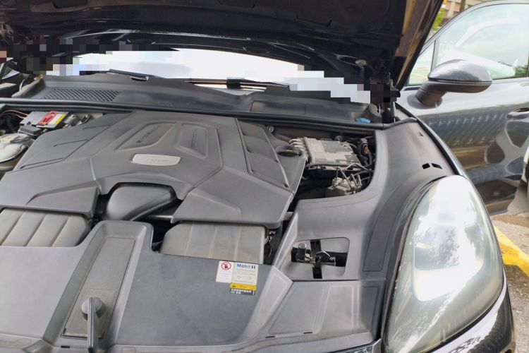 Used Porsche Cayenne 2019 Cayenne 3.0T Engine Bay Left