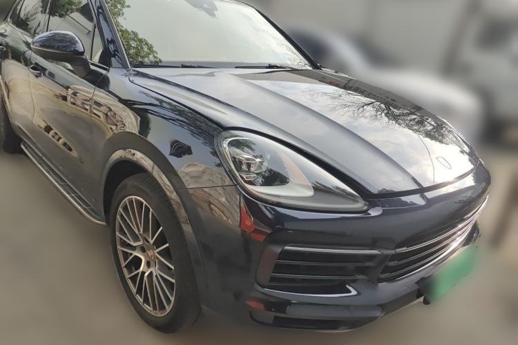 Used Porsche Cayenne 2019 Cayenne Coupé 3.0T Front Right 45 Deg