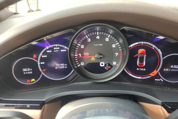 Used Porsche Cayenne 2019 Cayenne Coupé 3.0T Instrument Cluster