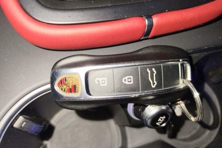 Used Porsche Cayenne 2019 Cayenne 3.0T Vehicle Key