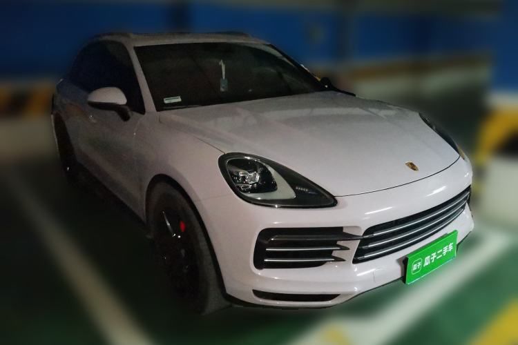 Used Porsche Cayenne 2019 Cayenne 3.0T Front Right 45 Deg