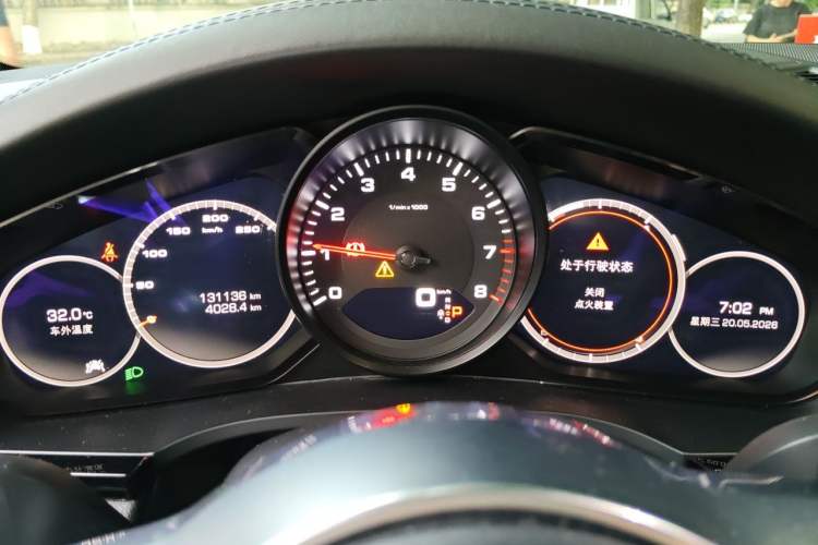Used Porsche Cayenne 2019 Cayenne 3.0T Instrument Cluster