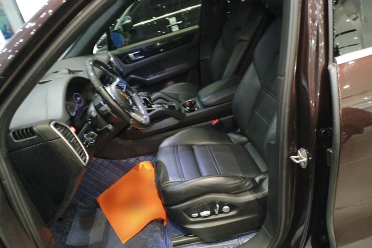 Used Porsche Cayenne 2019 Cayenne 3.0T Left Front Seat