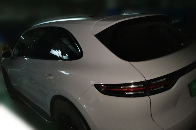 Used Porsche Cayenne 2019 Cayenne 3.0T Rear Left 45 Deg