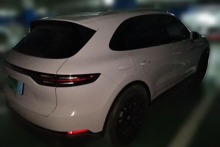 Used Porsche Cayenne 2019 Cayenne 3.0T Rear Right 45 Deg