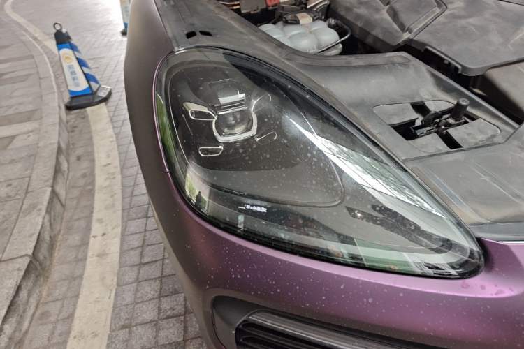 Used Porsche Cayenne 2019 Cayenne Coupé 3.0T Right Front Headlight