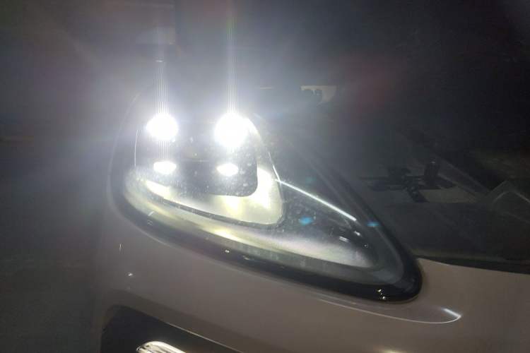 Used Porsche Cayenne 2019 Cayenne 3.0T Right Front Headlight