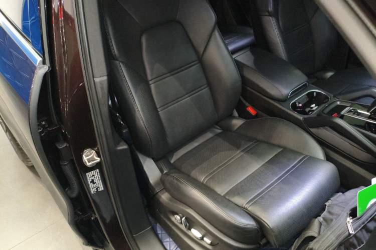 Used Porsche Cayenne 2019 Cayenne 3.0T Right Front Seat