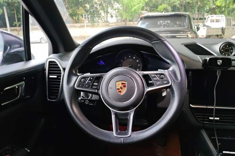 Used Porsche Cayenne 2019 Cayenne 3.0T Steering Wheel