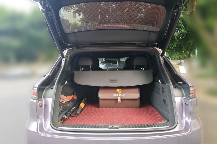 Used Porsche Cayenne 2019 Cayenne 3.0T Trunk