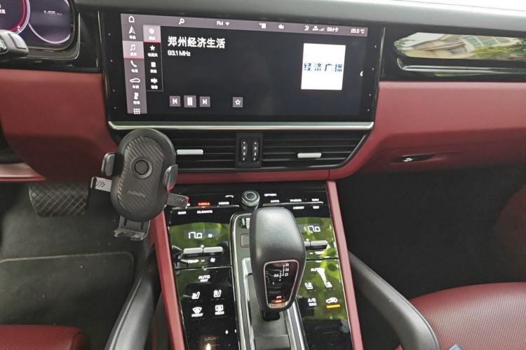 Used Porsche Cayenne 2019 Cayenne 3.0T Audio And AC Panel