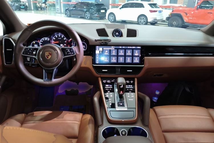 Used Porsche Cayenne 2019 Cayenne 3.0T Center Console