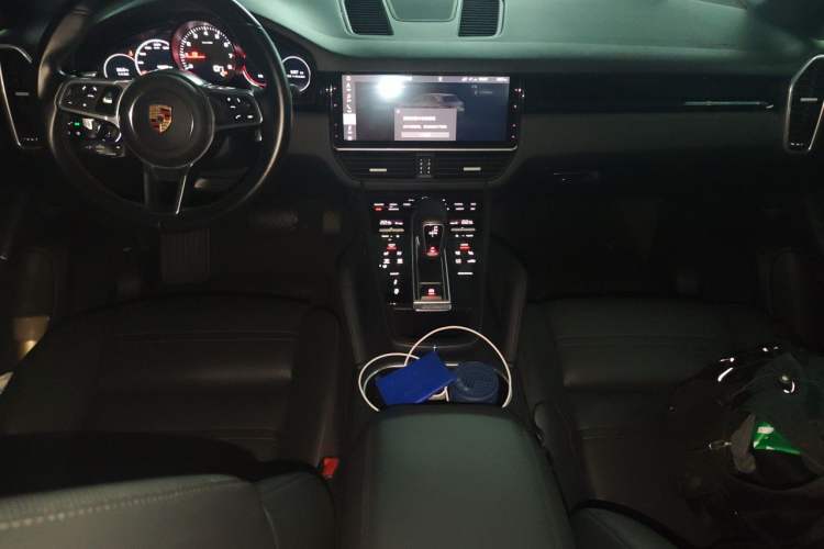 Used Porsche Cayenne 2019 Cayenne 3.0T Center Console