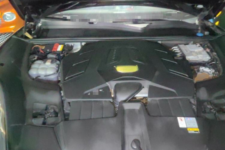 Used Porsche Cayenne 2019 Cayenne 3.0T Engine Bay