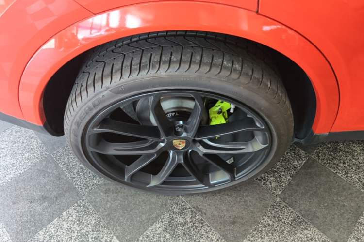 Used Porsche Cayenne 2019 Cayenne 3.0T Exterior 5
