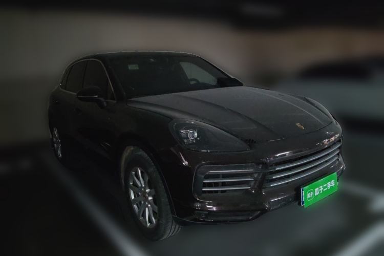 Used Porsche Cayenne 2019 Cayenne 3.0T Front Right 45 Deg