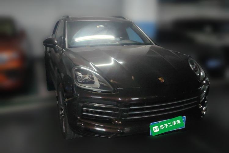 Used Porsche Cayenne 2019 Cayenne 3.0T Front Right 45 Deg