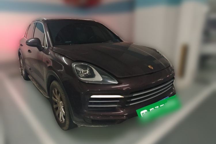Used Porsche Cayenne 2019 Cayenne 3.0T Front Right 45 Deg