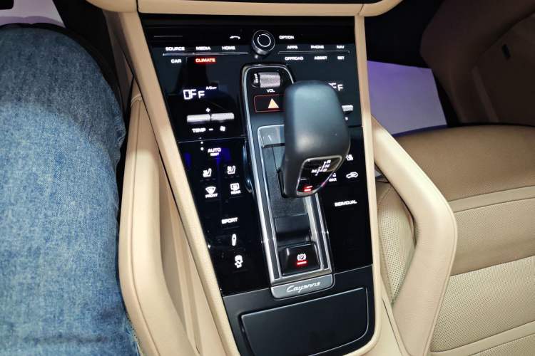 Used Porsche Cayenne 2019 Cayenne 3.0T Gear Lever