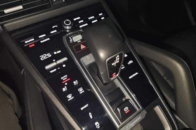 Used Porsche Cayenne 2019 Cayenne 3.0T Gear Lever
