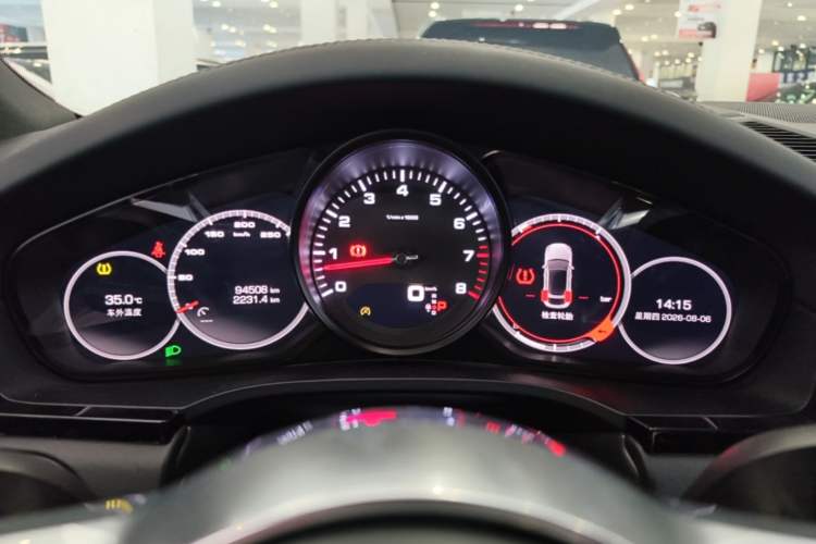 Used Porsche Cayenne 2019 Cayenne 3.0T Instrument Cluster