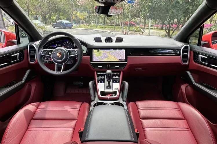Used Porsche Cayenne 2019 Cayenne 3.0T Interior 2
