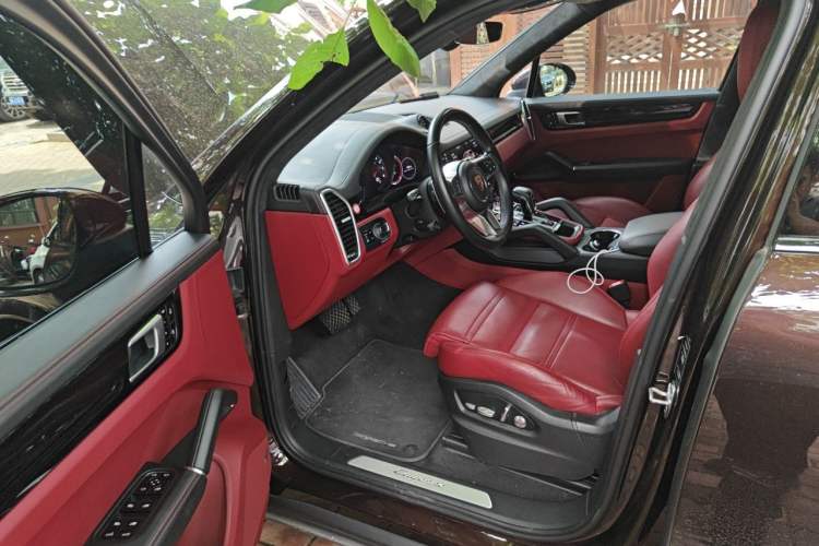 Used Porsche Cayenne 2019 Cayenne 3.0T Interior 3