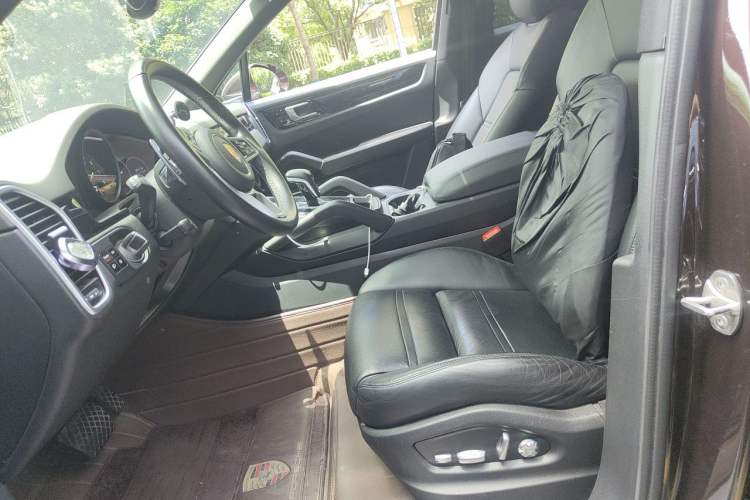 Used Porsche Cayenne 2019 Cayenne 3.0T Left Front Seat