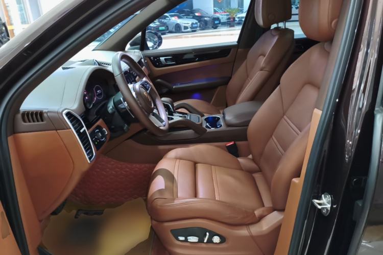 Used Porsche Cayenne 2019 Cayenne 3.0T Left Front Seat