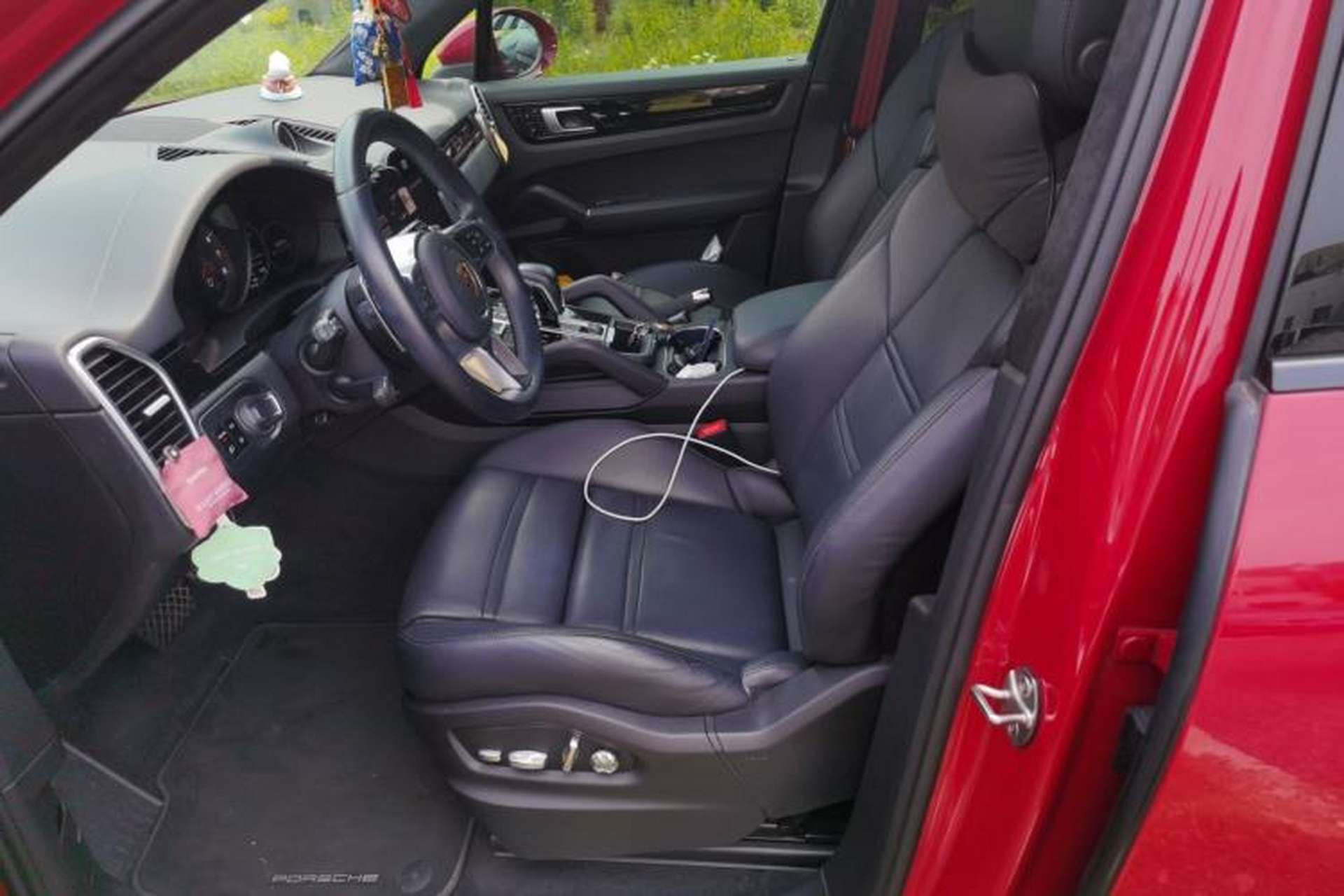 Used Porsche Cayenne 2019 Cayenne 3.0T Left Front Seat