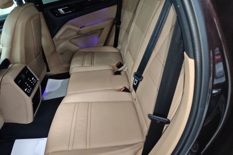 Used Porsche Cayenne 2019 Cayenne 3.0T Left Rear Seat
