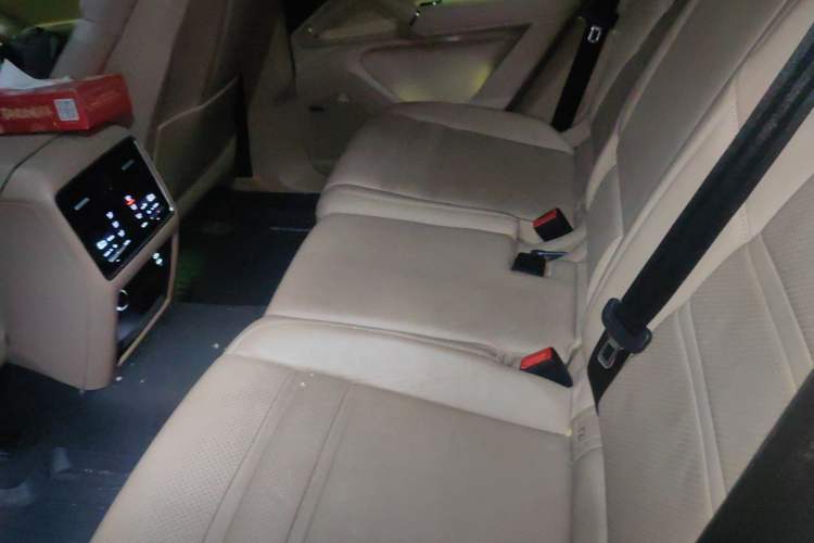 Used Porsche Cayenne 2019 Cayenne 3.0T Left Rear Seat
