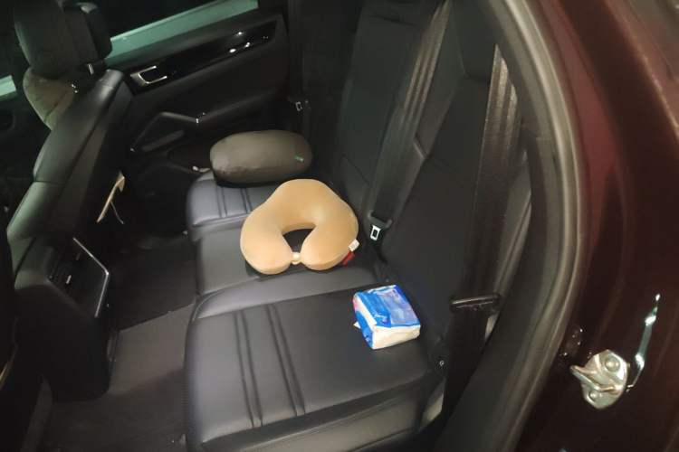 Used Porsche Cayenne 2019 Cayenne 3.0T Left Rear Seat
