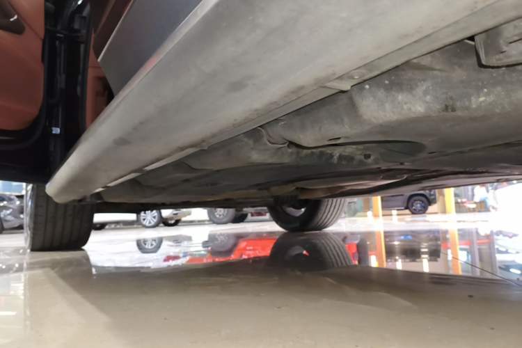 Used Porsche Cayenne 2019 Cayenne 3.0T Left Side Sill