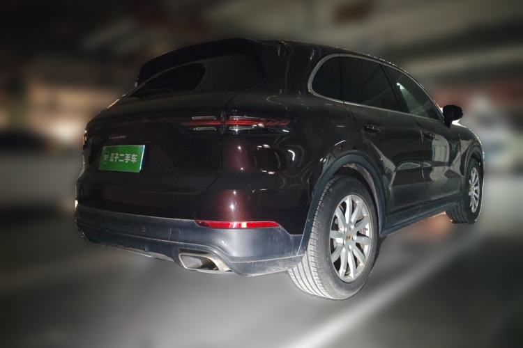 Used Porsche Cayenne 2019 Cayenne 3.0T Rear Right 45 Deg
