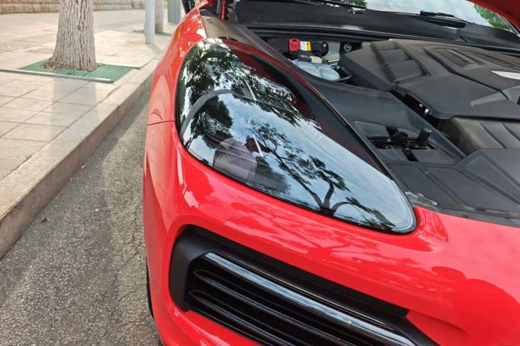 Used Porsche Cayenne 2019 Cayenne Coupé 3.0T Right Front Headlight