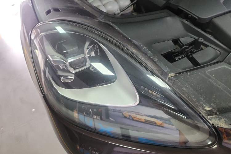 Used Porsche Cayenne 2019 Cayenne 3.0T Right Front Headlight