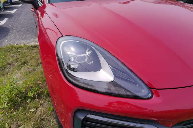 Used Porsche Cayenne 2019 Cayenne 3.0T Right Front Headlight