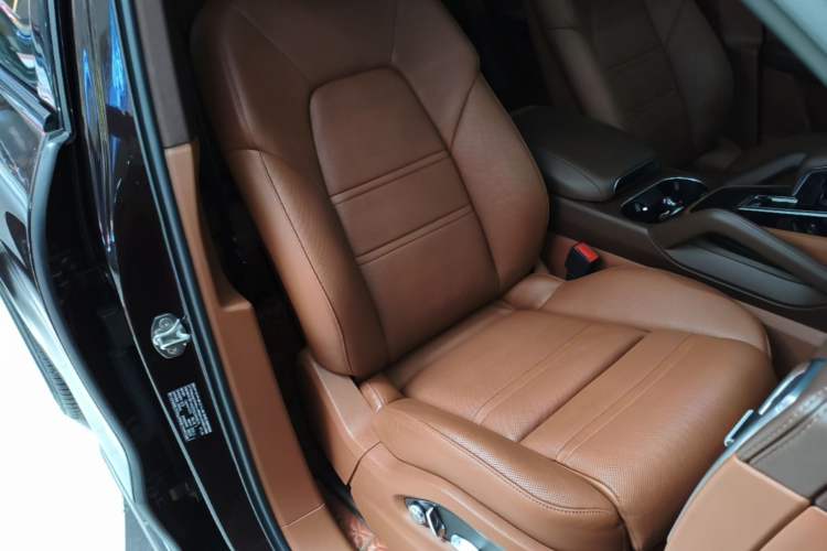 Used Porsche Cayenne 2019 Cayenne 3.0T Right Front Seat