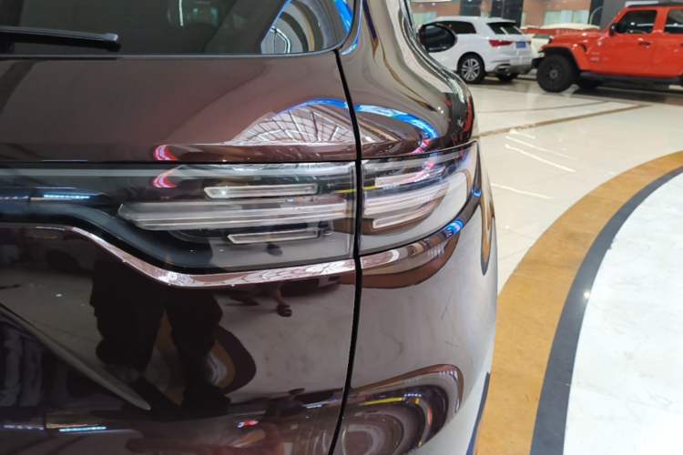 Used Porsche Cayenne 2019 Cayenne 3.0T Right Rear Taillight