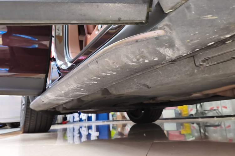 Used Porsche Cayenne 2019 Cayenne 3.0T Right Side Sill