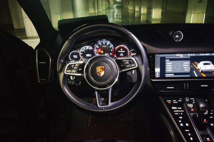 Used Porsche Cayenne 2019 Cayenne 3.0T Steering Wheel