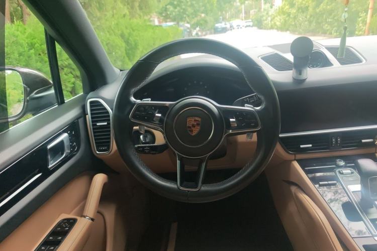 Used Porsche Cayenne 2019 Cayenne 3.0T Steering Wheel