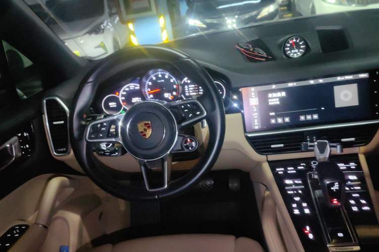 Used Porsche Cayenne 2019 Cayenne 3.0T Steering Wheel