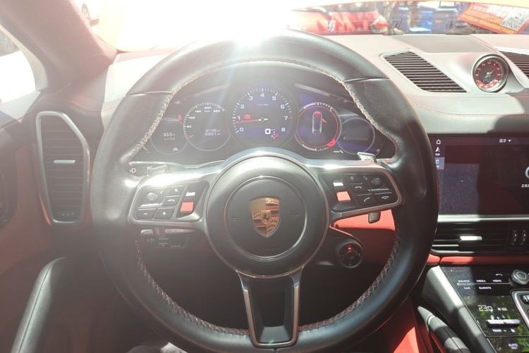 Used Porsche Cayenne 2019 Cayenne Coupé 3.0T Steering Wheel