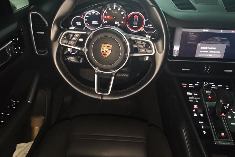 Used Porsche Cayenne 2019 Cayenne 3.0T Steering Wheel