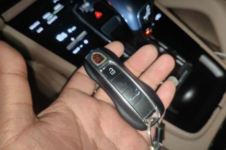 Used Porsche Cayenne 2019 Cayenne 3.0T Vehicle Key