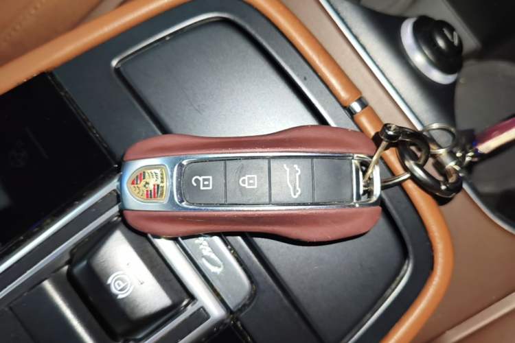 Used Porsche Cayenne 2019 Cayenne 3.0T Vehicle Key