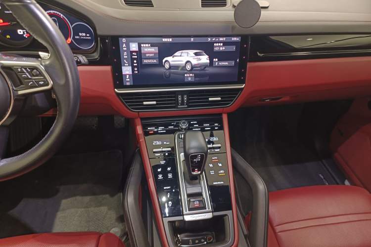 Used Porsche Cayenne 2019 Cayenne 3.0T Audio And AC Panel