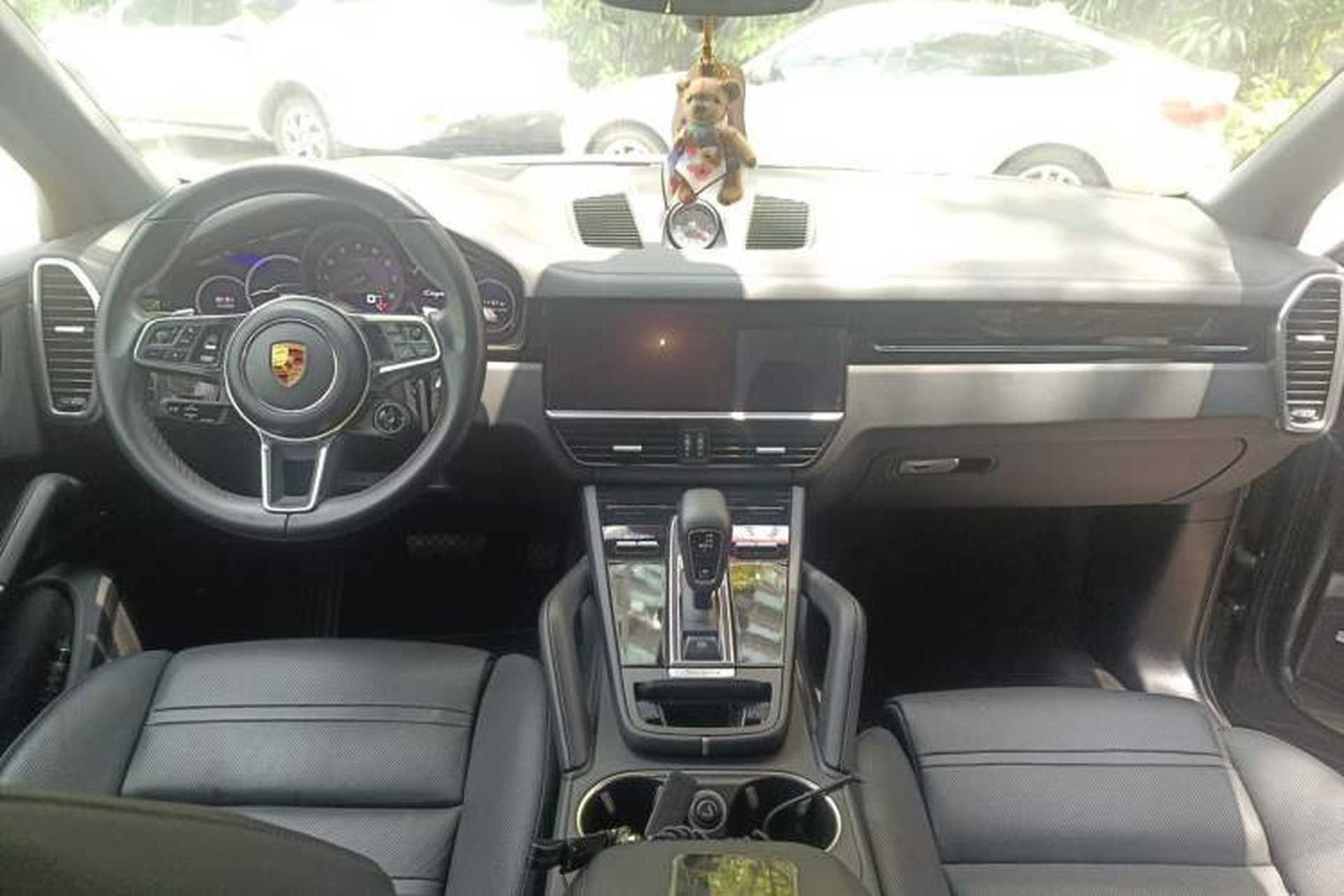 Used Porsche Cayenne 2019 Cayenne 3.0T Center Console